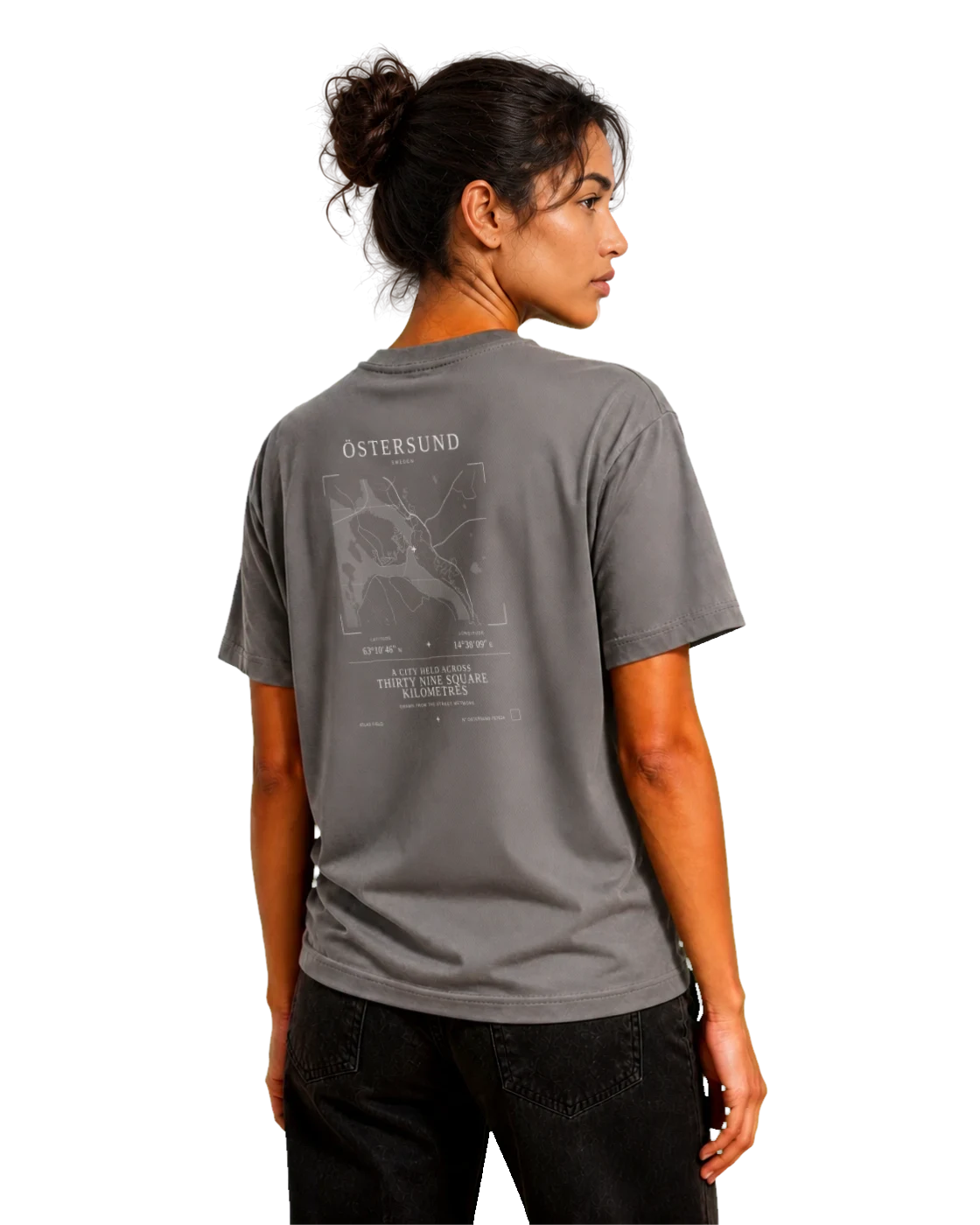 Maja wearing the Östersund Atlas Signature